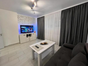 White & Elegant Luxury Apartament 2 Camere Decomandat